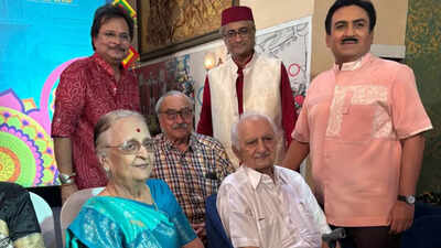 Exclusive: When Taarak Mehta Ka Ooltah Chashmah actor Dilip Joshi’s reel father Amit Bhatt aka Bapuji met his real father; watch this iconic moment