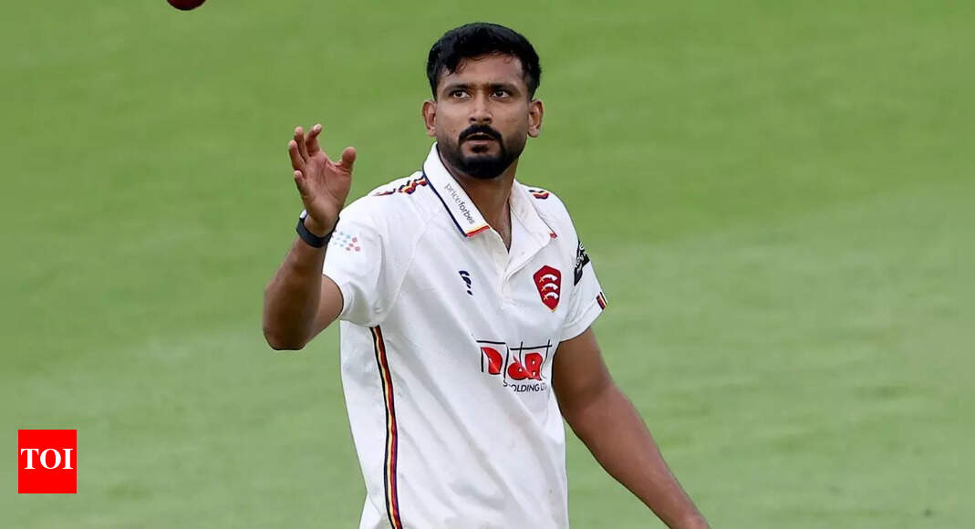 Khaleel Ahmed ends Essex stint prematurely citing personal reasons