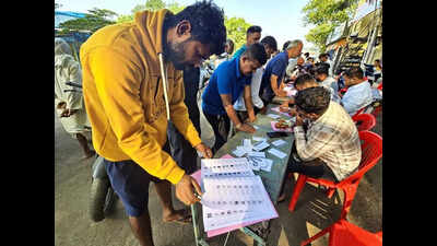 Ahead of Bengal polls, EC releases 2002 SIR data, signals rolls revision