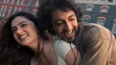 ‘Saiyaara’ Box Office Collection Day 11: Ahaan Panday and Aneet Padda starrer, directed by Mohit Suri, inches closer to Rs 260 crore in India despite a drop on its second Monday