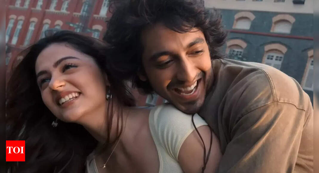 ‘Saiyaara': Ahaan Panday and Aneet Padda starrer inches closer to Rs 260 crore in India despite a drop 