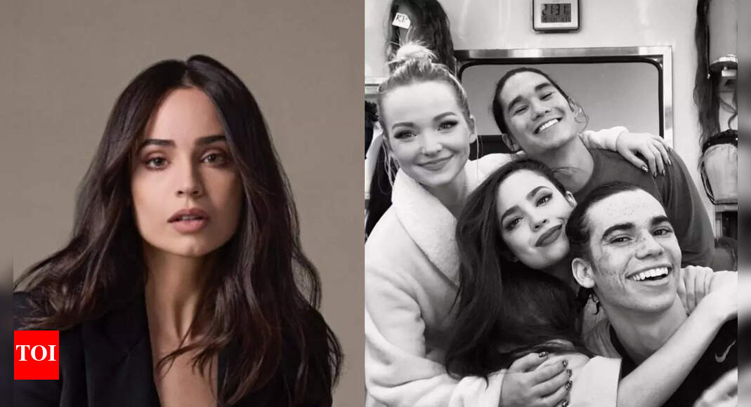 Sofia Carson and Cameron Boyce