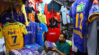 Wankhede Stadium heist: IPL jerseys worth Rs 6.5 lakh stolen from BCCI office; security guard arrested