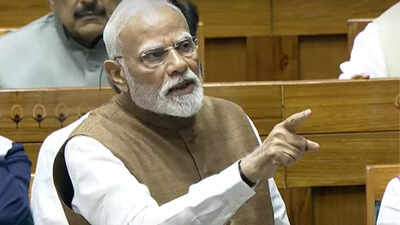 'Negative outlook': PM Modi Slams Congress 