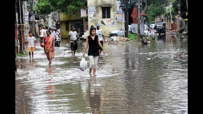 Residents struggle as parts of city remain inundated