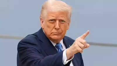 La visión comercial de Trump toma forma: la UE, Japón, Vietnam y otros ceden a acuerdos con altos aranceles, pero los riesgos económicos pueden ombar la victoria de EE. UU.