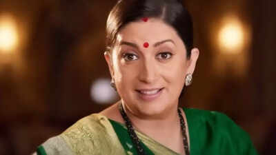  Netizens get emotional as Tulsi-Mihir reunion sparks pure nostalgia; say, “TV’s golden era is back”
