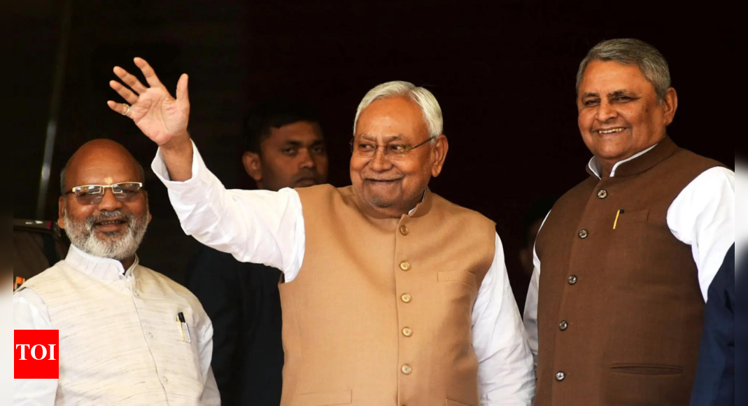 Bihar: Nitish Kumar announces 3x pay hike for Asha workers; Mamta incentives doubled