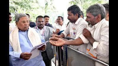 Siddaramaiah slams BJP over Rs 2.7 lakh-crore ‘unfunded’ tenders