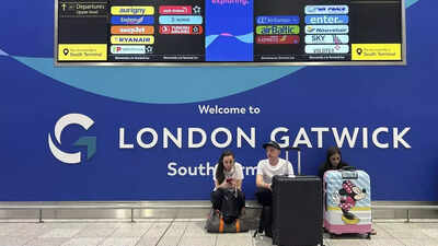 Technical issues force UK to ground flights, close London’s airspace; here’s what caused it