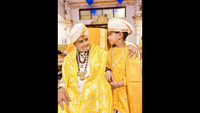 Video of 8-year-old peetha successor singing for his ailing 90-year-old father goes viral