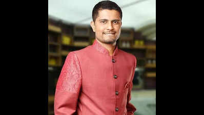 Actor Pratham claims threat for commenting on Darshan, seeks police protection