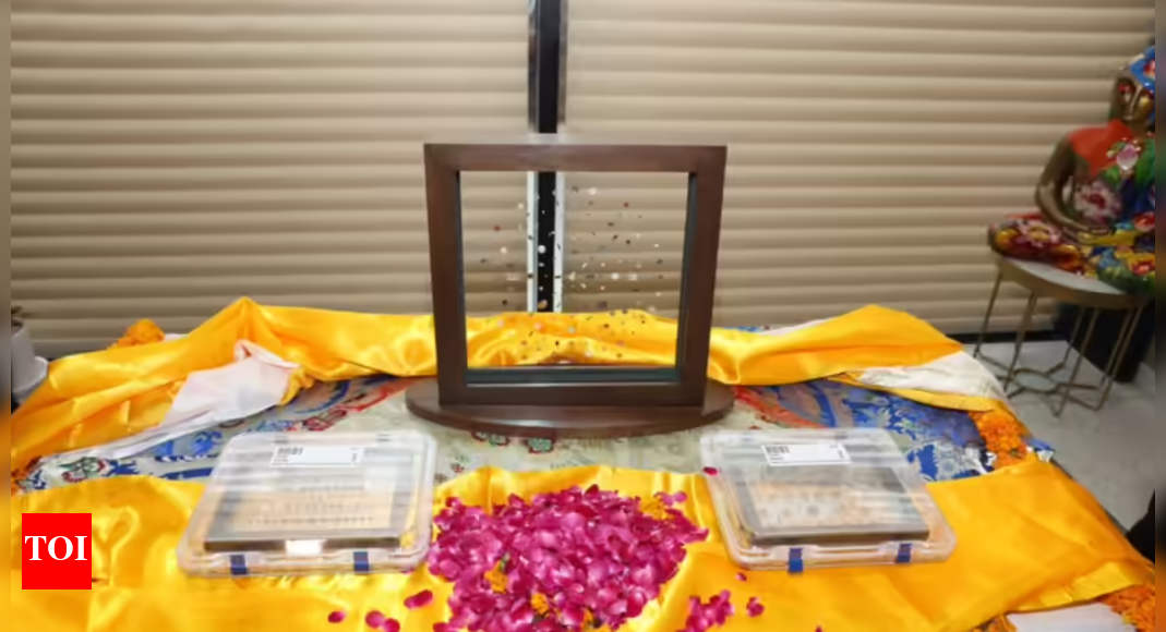 Sacred Piprahwa Buddhist relics put up for auction brought to India after 127 years
