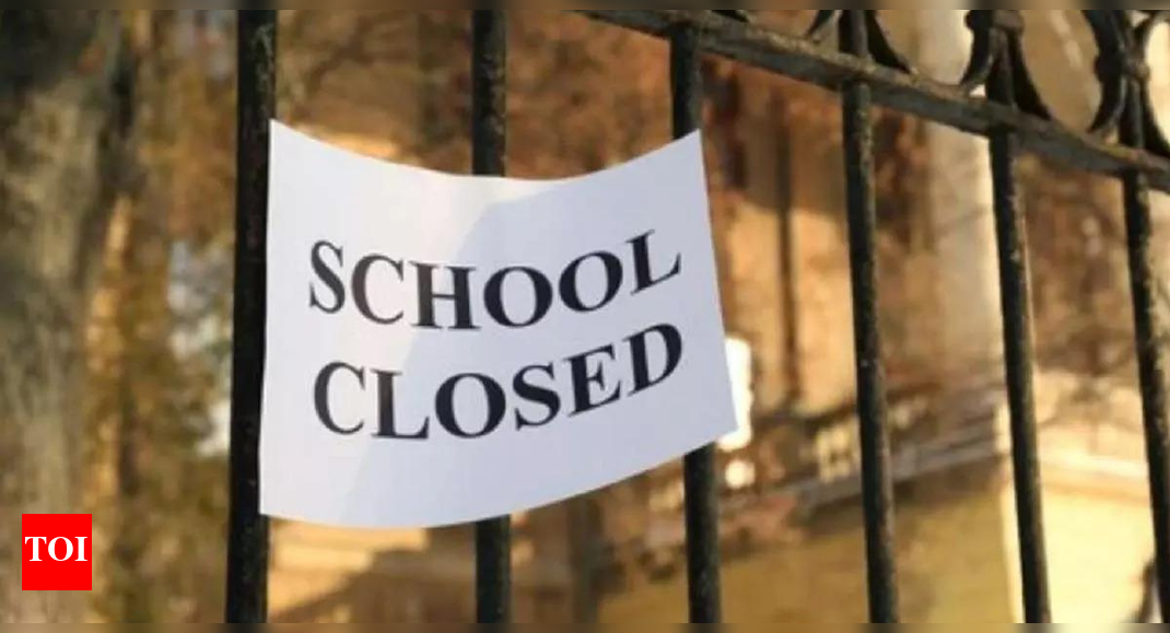 August school holidays 2025: Full list of breaks for students