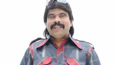 Powerstar Srinivasan arrested in ₹1000 crore loan fraud case; Skipped court; Six cases pending in Chennai