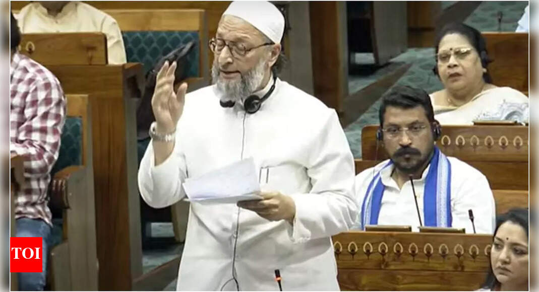 'Govt being bullied by buffoon-in-chief': Owaisi takes dig at Centre over Trump's 25% tariff; questions PM Modi's silence