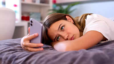 Is it just worried or a generalized disturbing disorder? A leading psychologist lists 6 symptoms that cannot be ignored