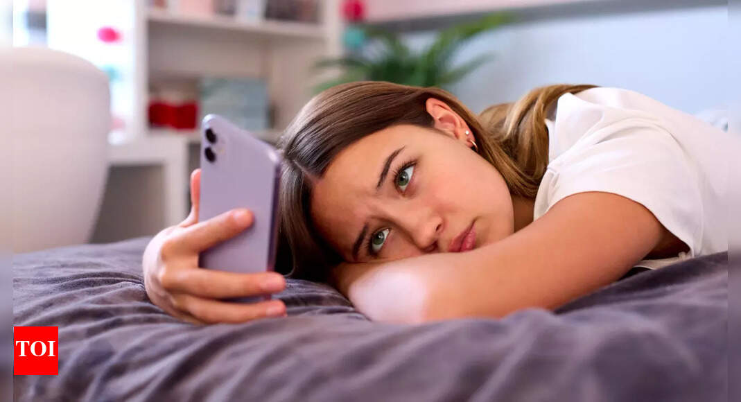 Generalized Anxiety Disorder Symptoms: Is it just worry or generalised anxiety disorder? Leading psychologist lists 6 symptoms that should not be ignored | – Times of India