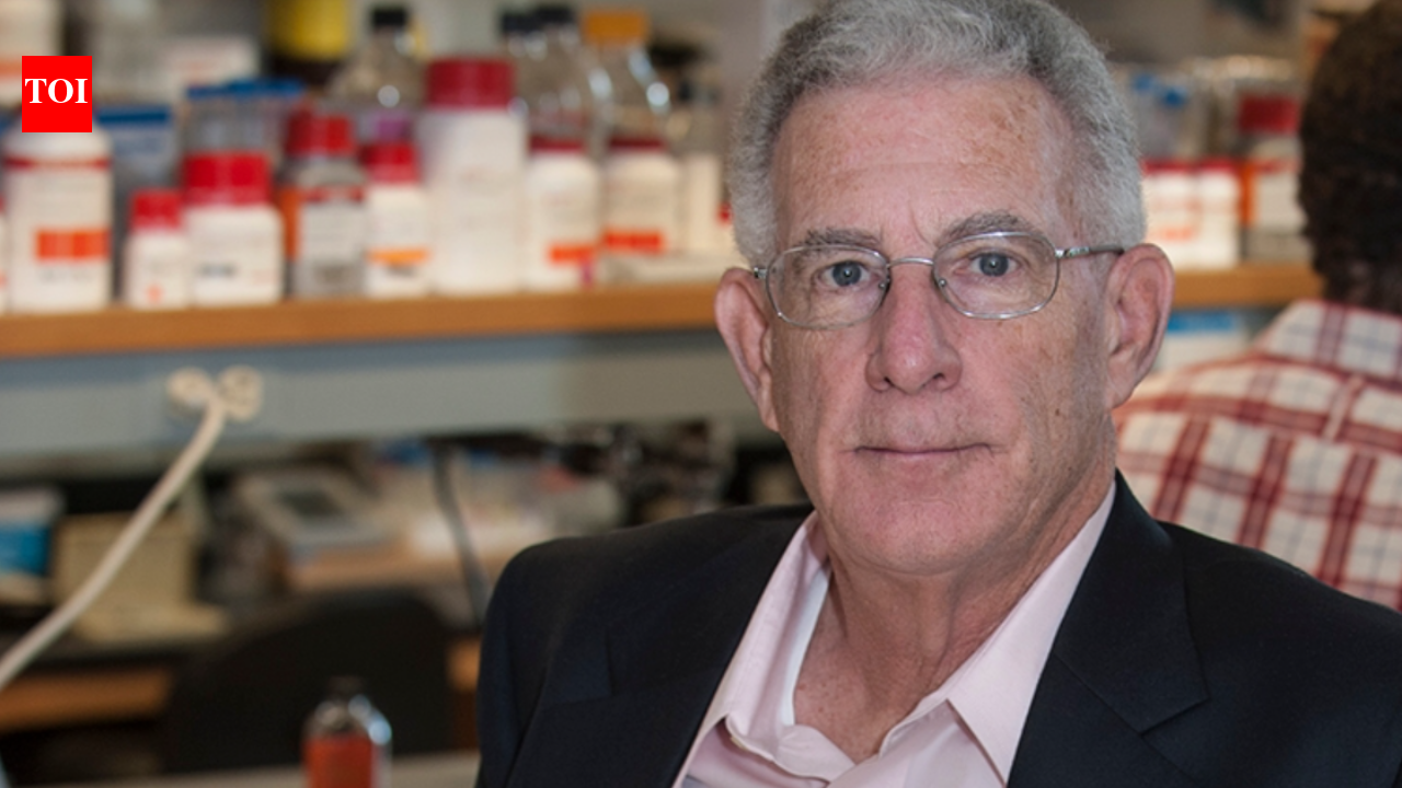 Cancer: Researcher who studied CANCER for 30 years shares 6 simple tips ...