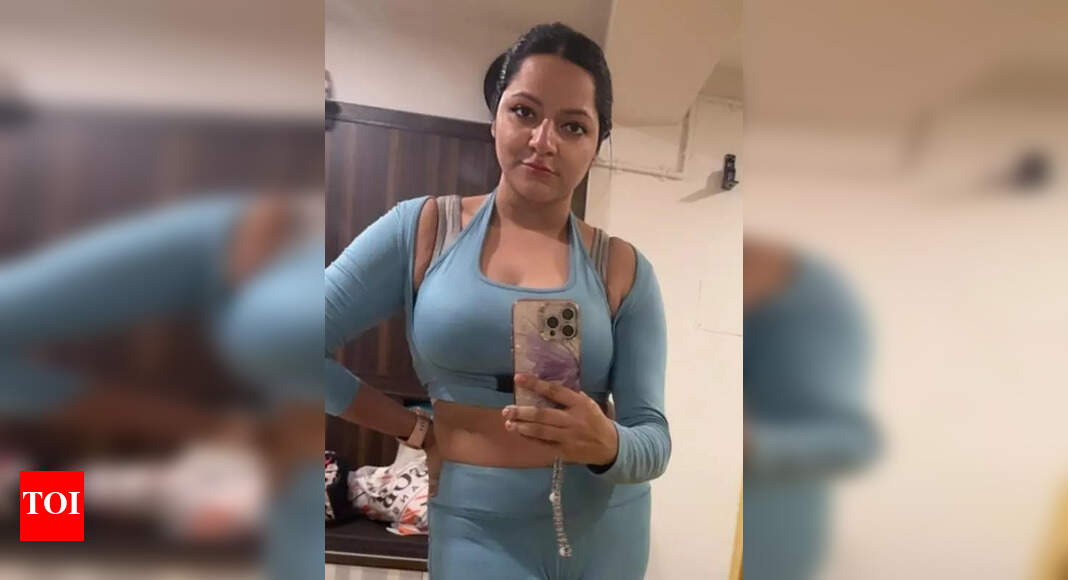 Bangladesh model in cop net a vlogger, ex-airline staffer