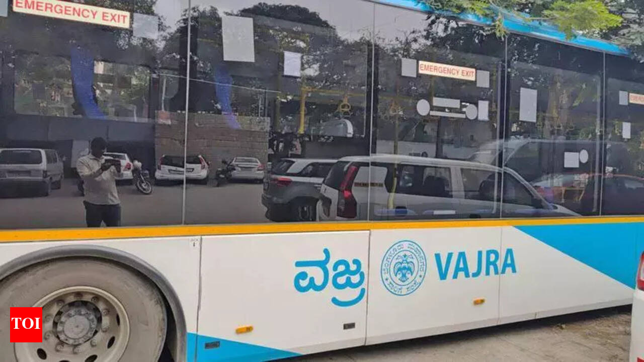 10-year-old girl comes under wheels of bus in Bengaluru, in critical  condition | Bengaluru News - Times of India