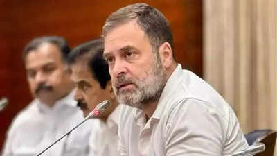 Trump's right on 'dead economy', remarks Rahul Gandhi, blames PM Modi