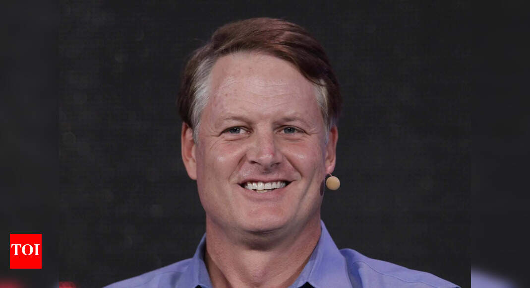 'Needed a distinctive leader': Former Nike CEO John Donahoe returns to Stanford as athletics director; replaces Muir