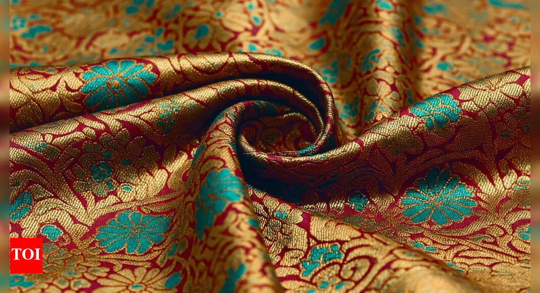 vintage goa paisley tie dye design tee