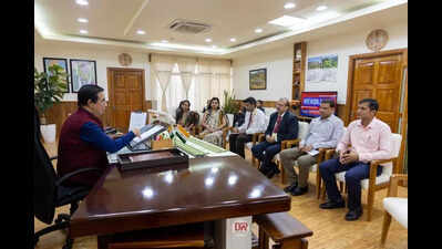 Mizoram CM meets special secretary