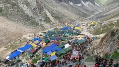 Amarnath Yatra suspended for 2nd day from Jammu