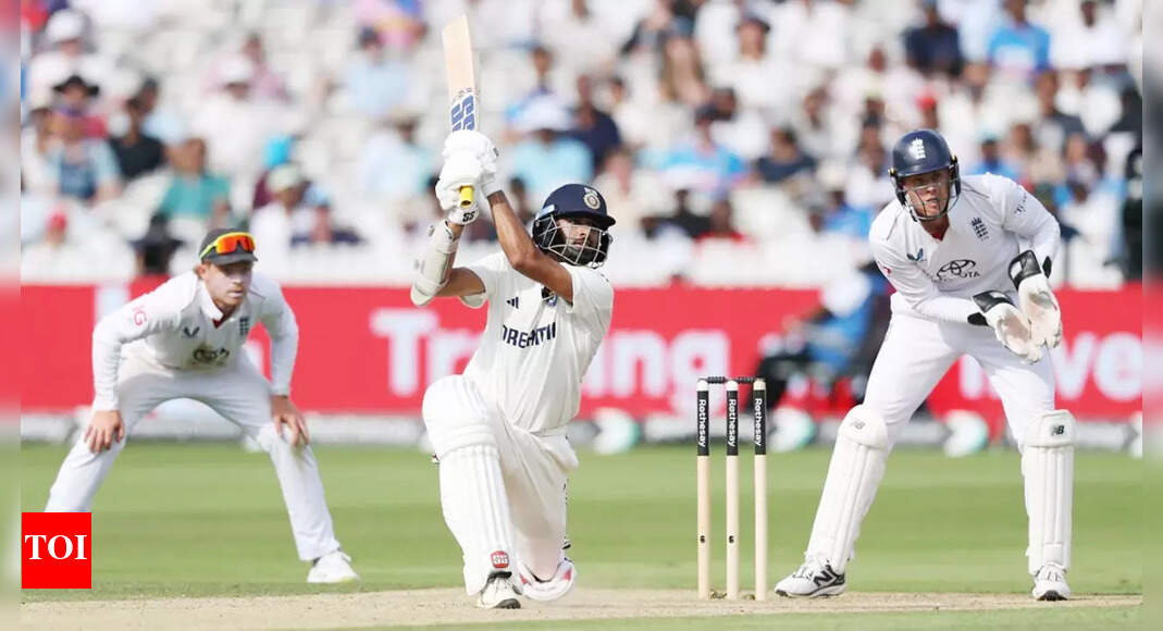 IND vs ENG Live: Washington Sundar on fire; India's lead crosses 350 runs