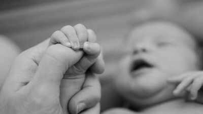 Ohio couple welcomes baby born from embryo frozen 31 years ago
