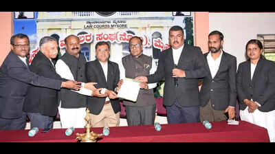 KSBC conducts doorstep services programme for advocates in Mys