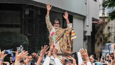 Fans celebrate Amitabh Bachchan's re-birth day on August 2 after the 'Coolie' accident, the legendary actor expresses gratitude