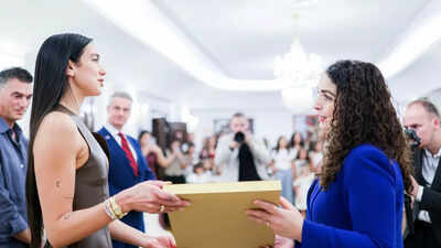 Dua Lipa granted Kosovan citizenship by President Vjosa Osmani; Singer expresses her gratitude: "Feeling so grateful..."