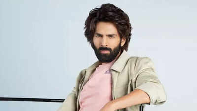 Kartik Aaryan's team DENIES actor's involvement in the Independence Day event in Houston, following FWICE's letter - Deets inside
