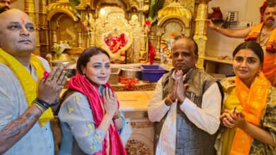 Rani Mukerji visits Siddhivinayak Temple following her National Award win for 'Mrs Chatterjee Vs. Norway' - Deets inside