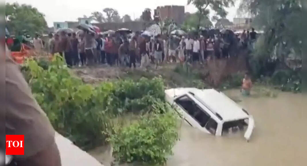UP accident: 11 devotees killed as SUV plunges into canal; CM announces Rs 5L aid 