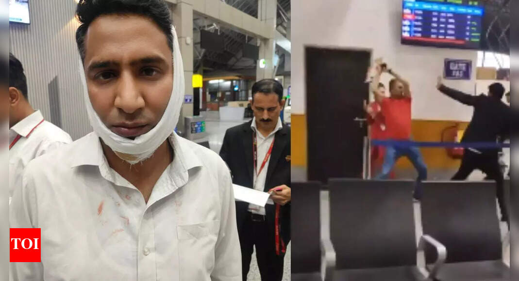 Army officer assaults SpiceJet staff over excess baggage charge, violently