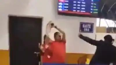 FIR against Army officer for assaulting SpiceJet staff at Srinagar airport over excess baggage, 4 hospitalised