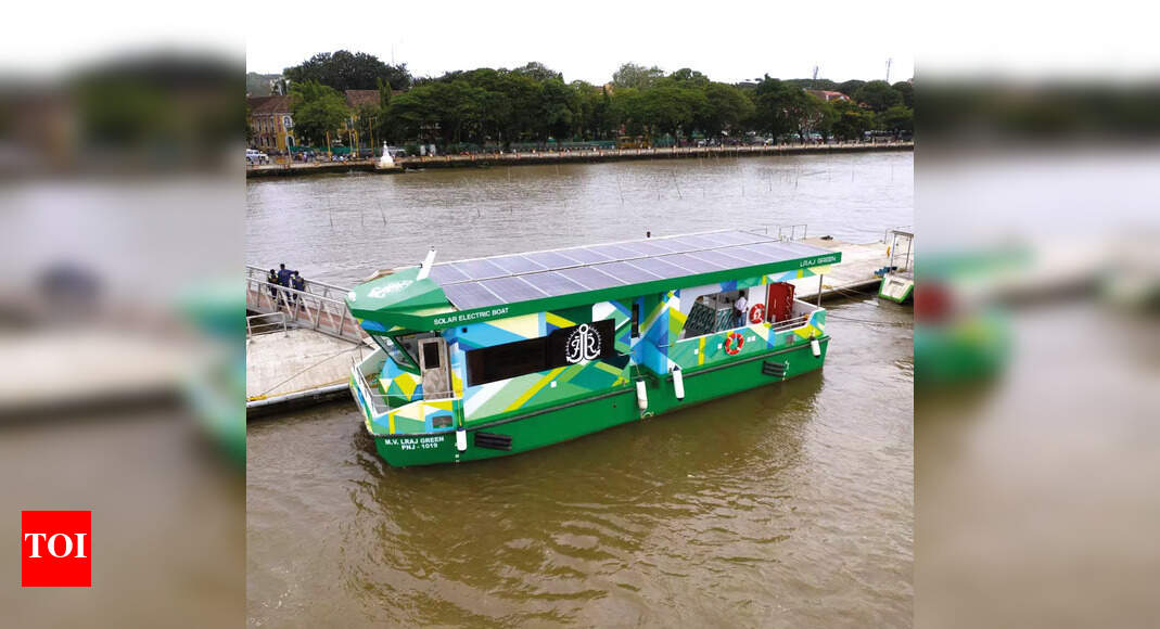 4 maritime veterans hope to make solar-electric catamaran feasible
