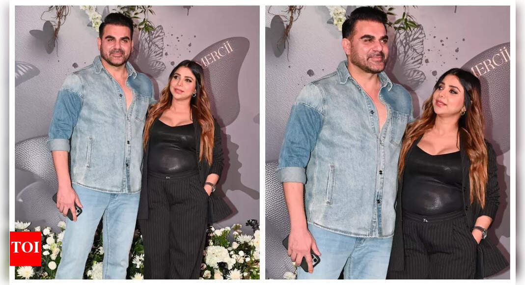 Arbaaz Khan is all smiles as pregnant wife Sshura Khan shows off her baby bump at his birthday celebrations with sister Arpita Khan Sharma- Pics | – Times of India