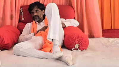 Beed hospital scare: Lift carrying Maratha quota activist Manoj Jarange, his supporters crashes; all safe
