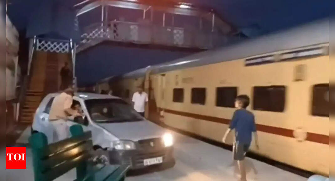 Drunk army constable drives onto Meerut railway platform