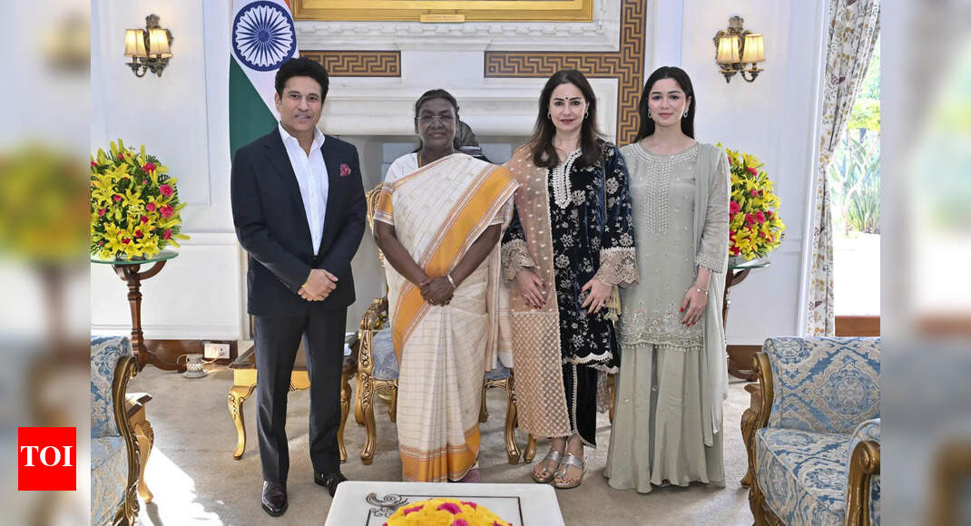 https://static.toiimg.com/thumb/msid-123089649,width-1070,height-580,imgsize-306704,resizemode-75,overlay-toi_sw,pt-32,y_pad-40/photo.jpg