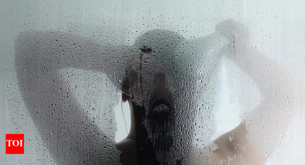 Taking a hot shower straight after a workout? Top doctor explains why this could be extremely dangerous | – Times of India