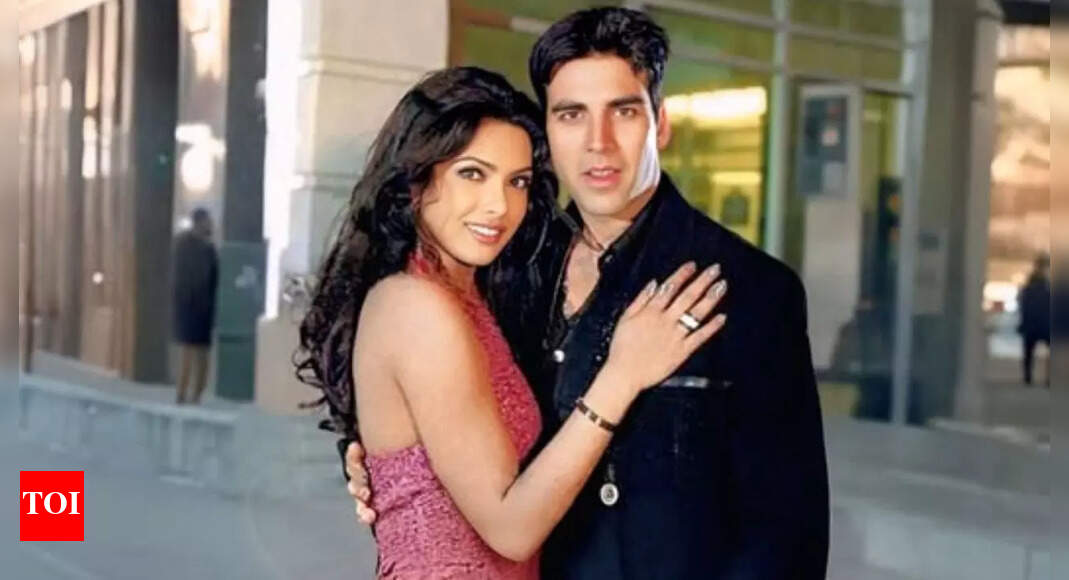 Suneel Darshan on not replacing Priyanka Chopra in Barsaat after Akshay Kumar’s exit amid personal turbulence: ‘Shaadishuda aadmiyon ko zyada responsible hona chahiye’ | – Times of India