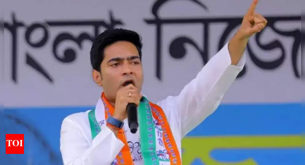 Abhishek named TMC LS face, Kalyan quits as party chief whip thumbnail