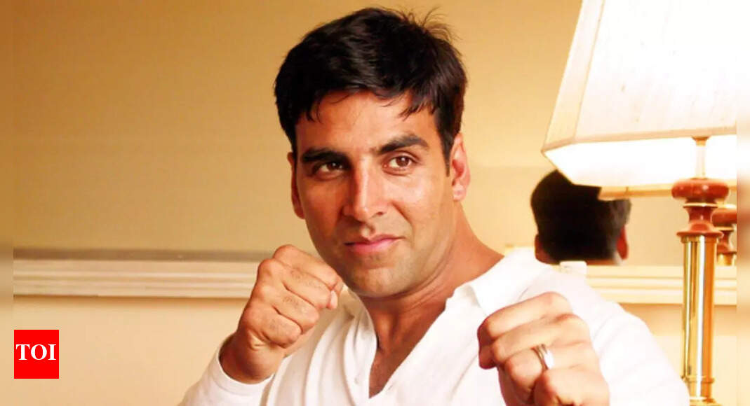 ‘Unhi logon ne ‘kachra’ bola tha’: Suneel Darshan reveals Akshay Kumar was once ridiculed by top filmmakers after 14 flops | Hindi Movie News – Times of India