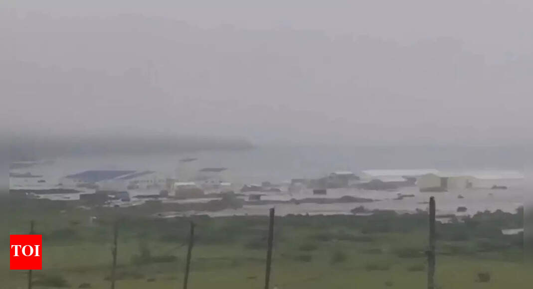 Russia earthquake: Powerful July quake appears to damage Russian nuclear submarine base-Here's what report said